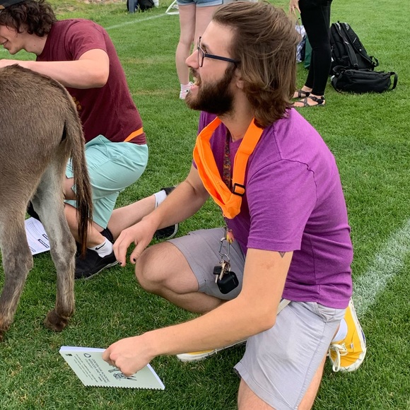 Meet your Posher, Bram - Picture 1 of 3